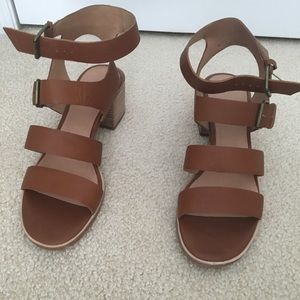 *NEW* Madwell Buckle Sandals Size10